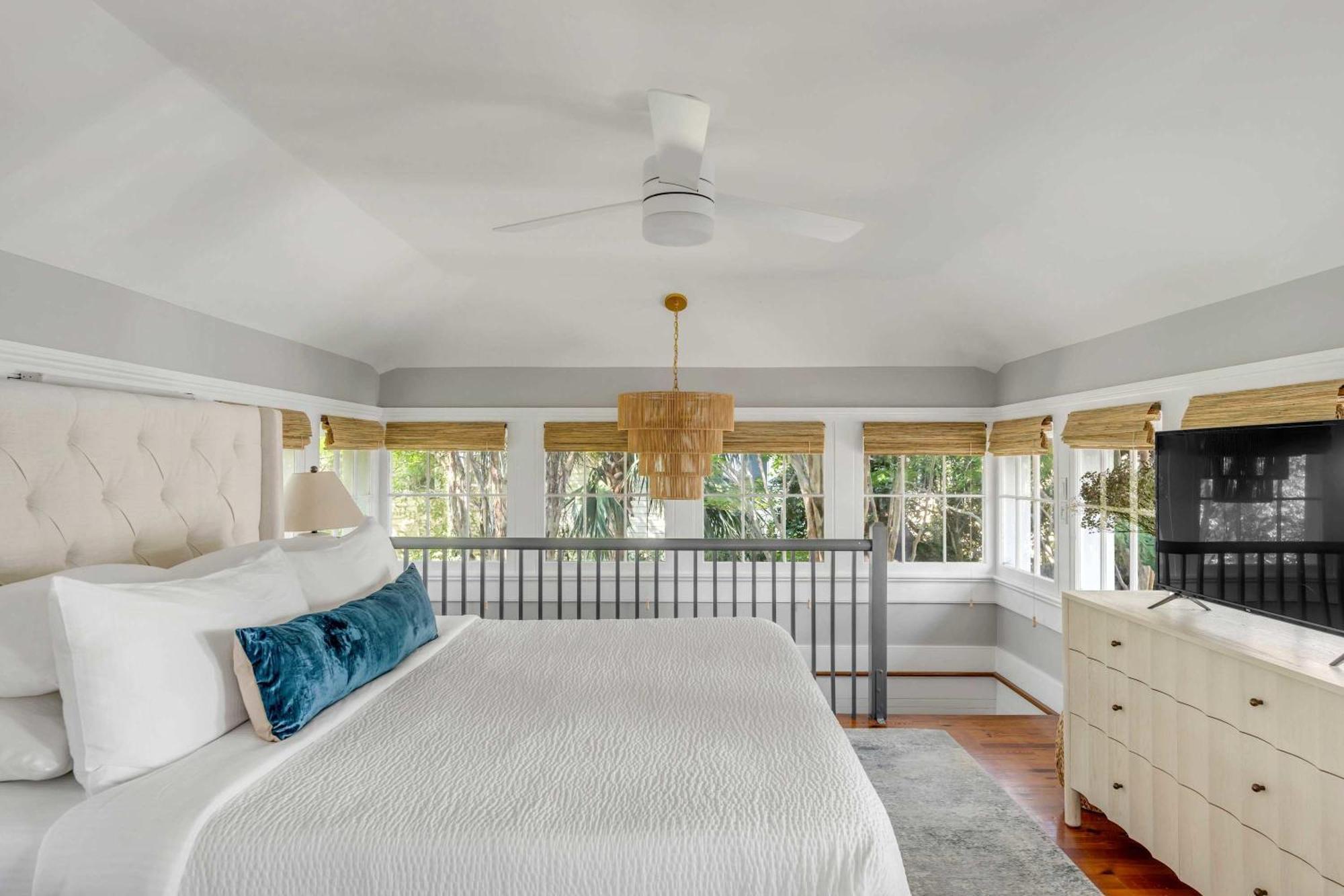 Serene Cottage With Beautiful Garden And Heated Pool Charleston Bagian luar foto